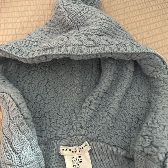 Max Studio Baby Sweater Romper - NWT - Light Blue -3 to 6 months - Picture 4 of 6